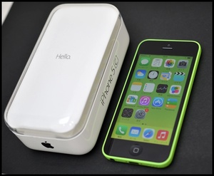 au iphone5c 16GBグリーン〇１.JPG