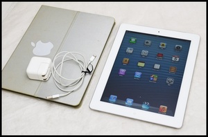 ソフト iPad4 64GB ホワイト〇本体１.JPG