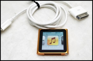 iPod nano 8GB 第6 オレンジ１.JPG