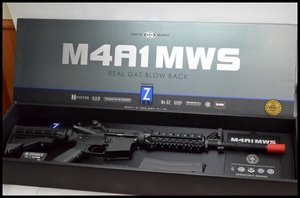 東京マルイ　M4A1MWS未１.JPG