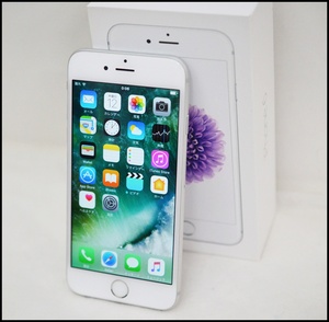 ドコモ iPhone6 16GB銀○ドット１.JPG