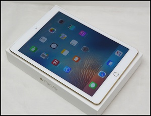 ドコモ iPad Air2 16GB金〇A (1).JPG