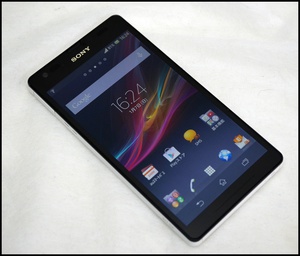 au SOL22 Xperia UL キズ (1).JPG