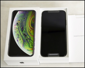 au iPhone Xs 256 グレイ新.JPG