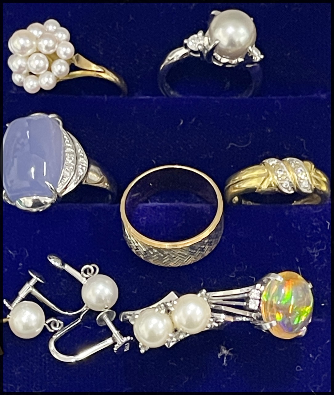 https://www.recyclemart-hiraoka.com/info/images/%E8%B2%B4%E9%87%91%E5%B1%9E%20%282%29.JPG